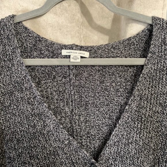 American Eagle V Neck Cardigan in Grey size Large/XL - Picture 2 of 3